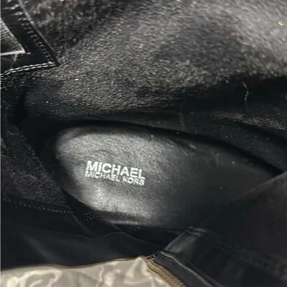 Michael Kors Black Leather Boots with Silver Details - Picture 8 of 9